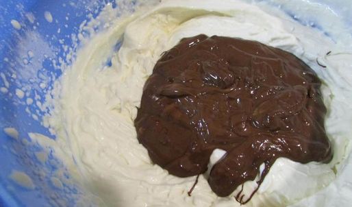 шоколадно-вишневый торт-мусс