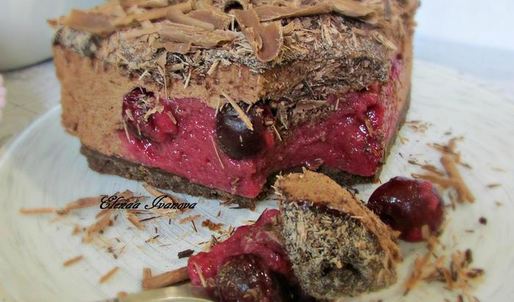 шоколадно-вишневый торт-мусс