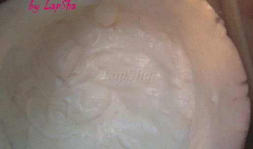 сливы в сиропе с муссом из белого шоколада