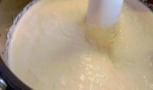 творожный мусс с брусникой