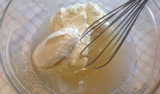 творожный мусс с персиками и киви