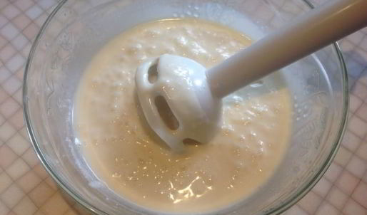 творожный мусс с персиками и киви