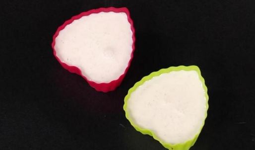 панна-котта с клубничным супом