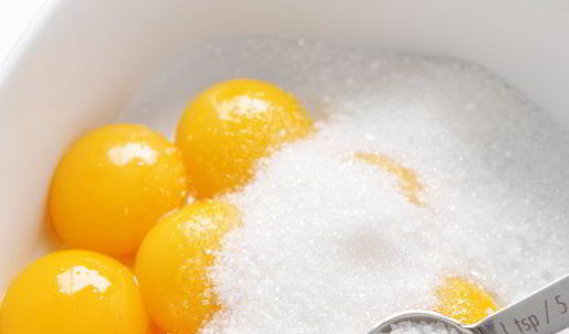 кулич на желтках и топленом масле