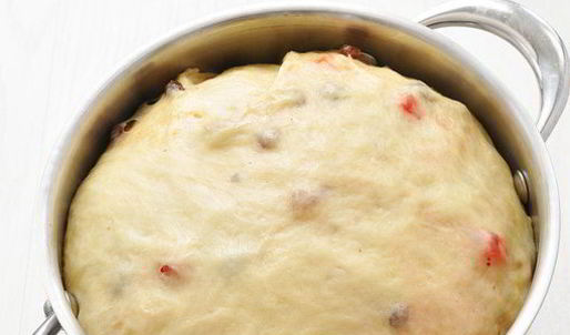 кулич на желтках и топленом масле