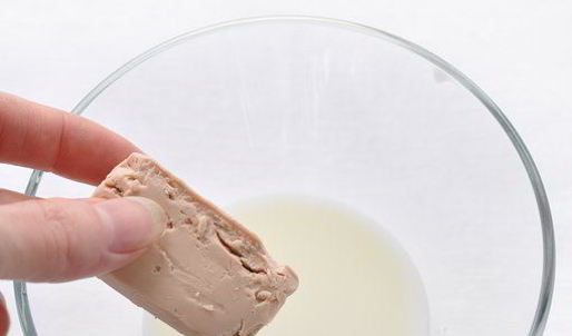 кулич на желтках и топленом масле