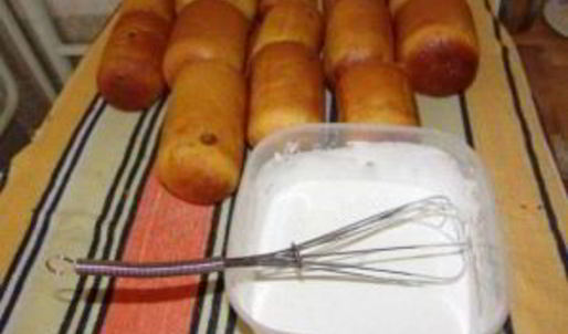 кулич пасхальный с изюмом