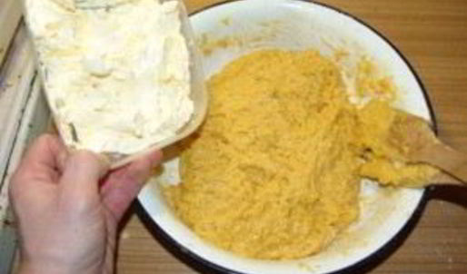 кулич пасхальный с изюмом