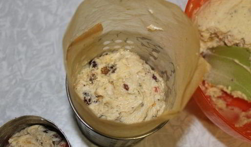 кулич праздничный