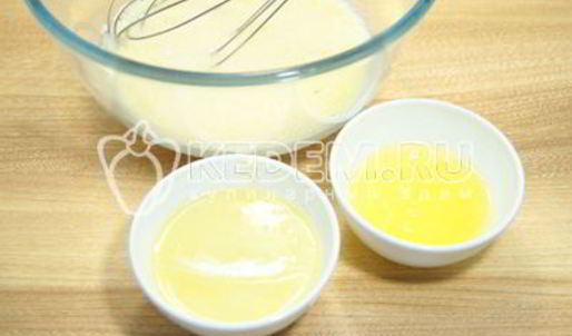 кулич с изюмом