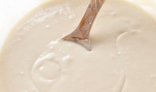 кулич с миндальными орехами