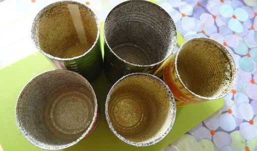 кулич с вяленой вишней и кедровыми орешками