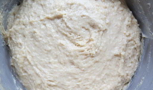 нежный заварной кулич