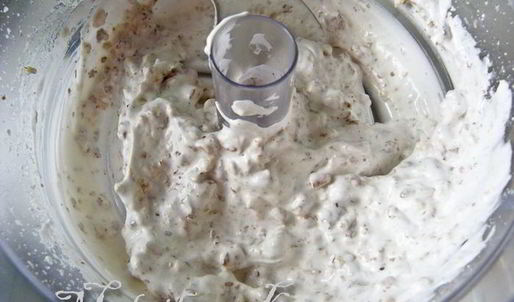 ореховые пасхальные булочки