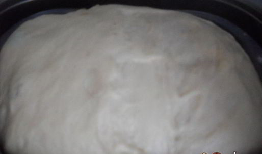 пасхальный кулич и булочки-гнездышки