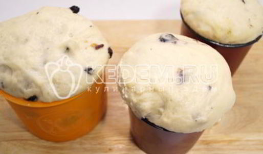 пасхальный кулич с изюмом