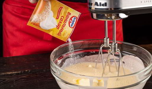 творожный кулич с курагой