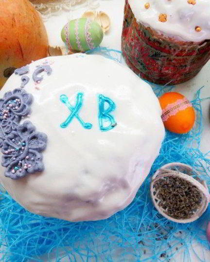 Рецепт тыквенного кулича с лавандовой сливочной глазурью