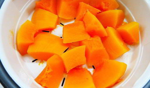 тыквенный кулич с лавандовой сливочной глазурью