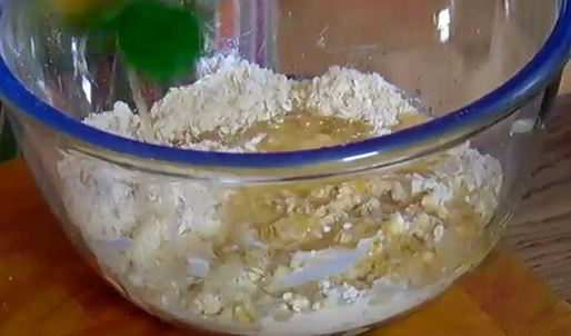 персиковый крамбл