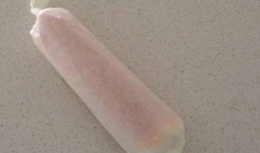 бисквитный рулет с брусничным суфле