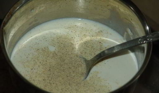 суфле из брокколи со шпинатом, рыбным филе и лесными грибами