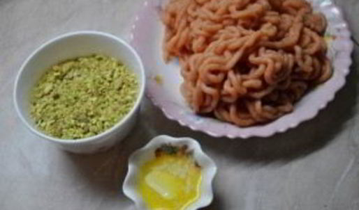 суфле из курицы с фисташками