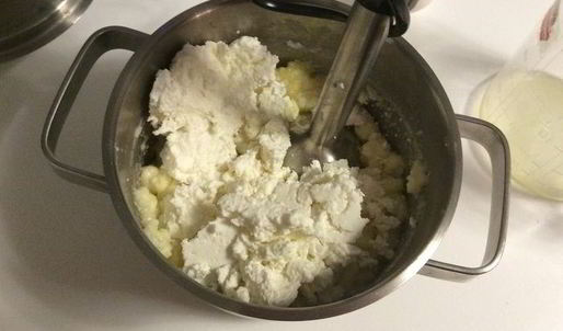 творожно-рисовые пудинги с ананасовым суфле