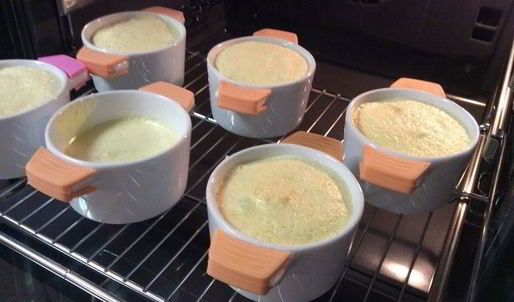 творожно-рисовые пудинги с ананасовым суфле