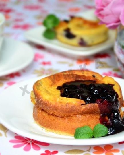 Рецепт творожного суфле с черникой