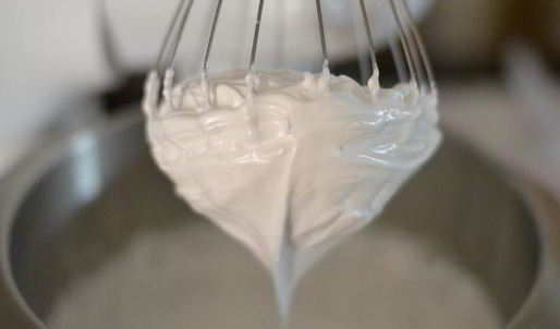 шоколадный тирамису с вишневым ликером