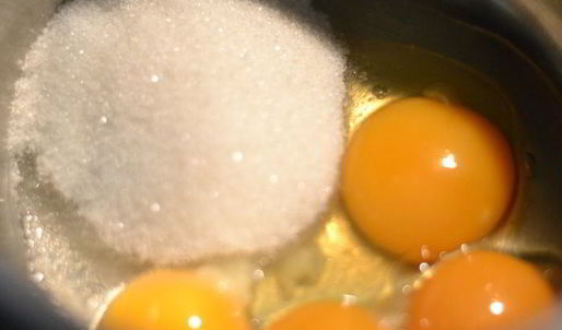 шоколадный тирамису с вишневым ликером