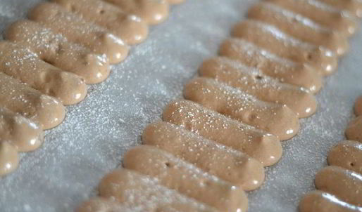 шоколадный тирамису с вишневым ликером