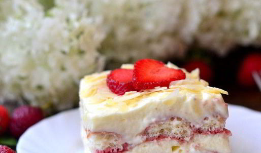 тирамису клубничный