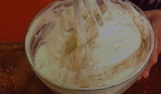 экзотический манговый тирамису