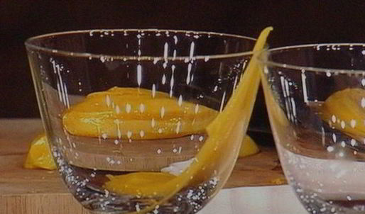 экзотический манговый тирамису