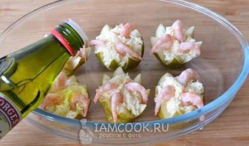 запеченная груша с креветками