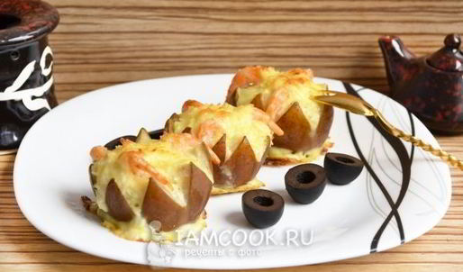 запеченная груша с креветками