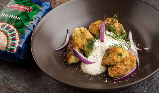 биточки из киноа с цветной капустой и укропом