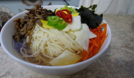 чанчи куксу — праздничная корейская лапша