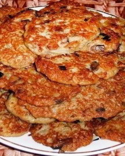 Рецепт деревенских драников с луком и грибами