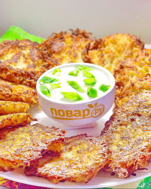 Драники из картофеля, кабачка и яблока