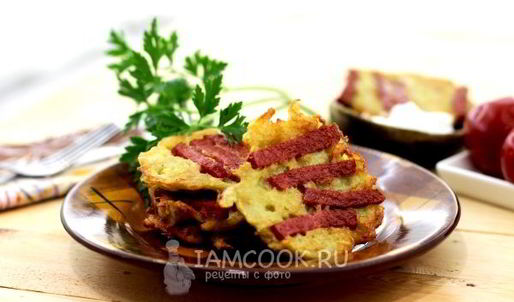 драники с колбасой