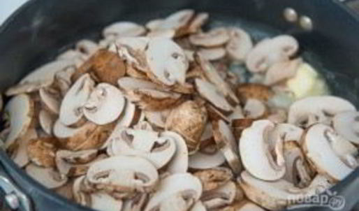 фрикадельки из индейки в грибном соусе