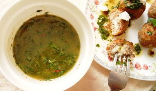 фрикадельки с фетой и соусом чимичурри