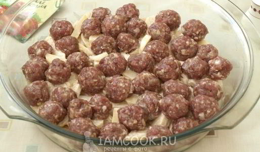 фрикадельки с картошкой в духовке