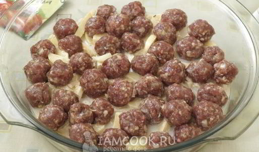 фрикадельки с картошкой в духовке