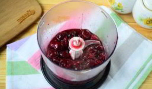 фрикадельки с вишневым соусом