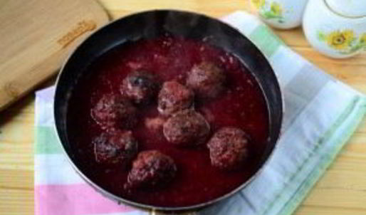 фрикадельки с вишневым соусом