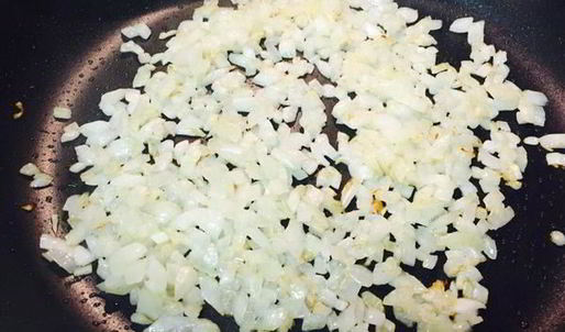 фрикадельки в грибном соусе